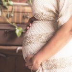 Creatieve ouders maken een lieve zwangerschapstimelapse