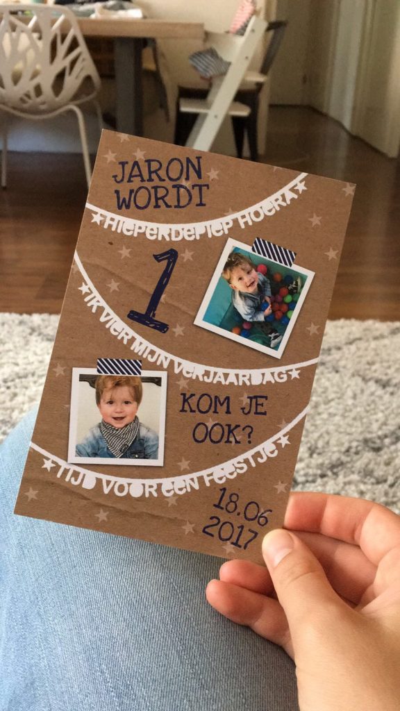 Hedendaags Dit is mijn zoons uitnodiging voor z'n eerste verjaardag! - Babyblog ZQ-76
